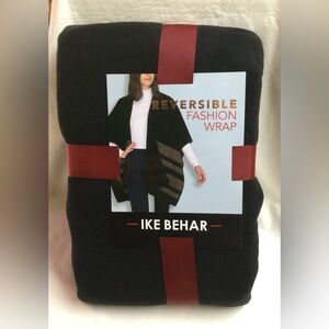 NWT Ike Behar Reversible Wrap. OS